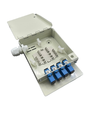 กล่องกระจายไฟเบอร์ออปติกแบบติดผนังและตั้งโต๊ะ FTTH ภายในอาคาร 4 พอร์ต พร้อมอะแดปเตอร์ SC/UPC
