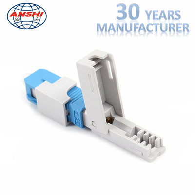 FTTH SC / UPC Fast Connector การประกอบฟิลด์สีน้ำเงินโหมดเดียวสายเคเบิลใยแก้วนำแสงแบบแบนร่วม